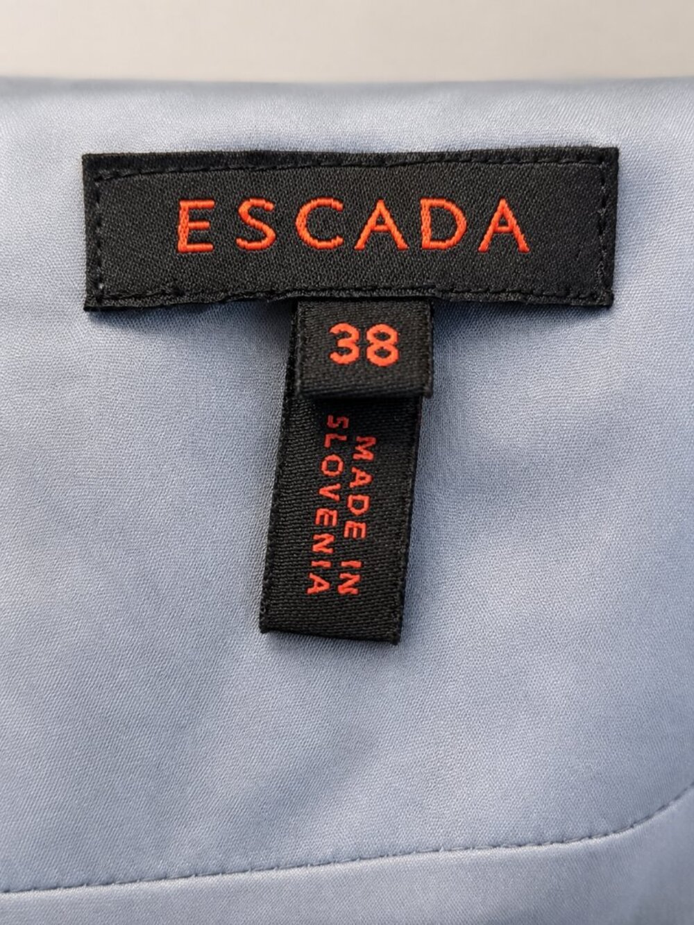 Escada Gray Wool Blend Pencil Skirt Size 38 | Draped Bow Back Detail - Picture 7 of 7